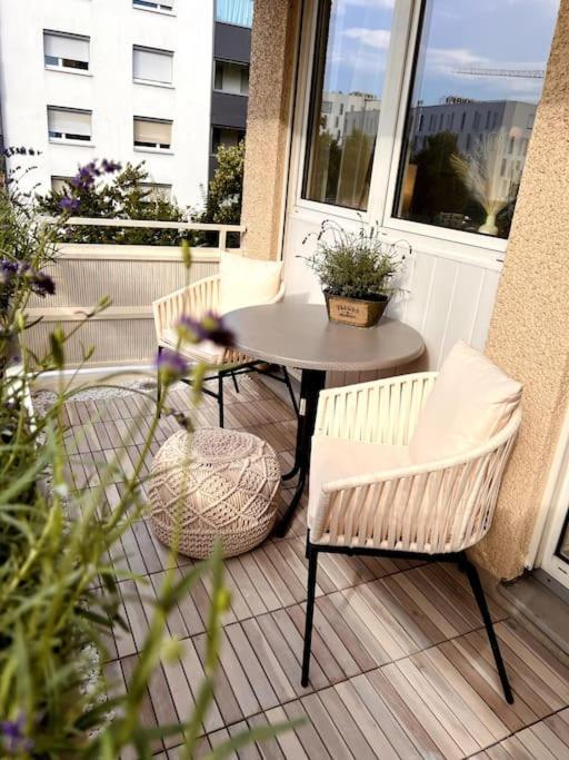 Stylish Studio Apartment With Beautiful Balcony Ингольштадт Экстерьер фото